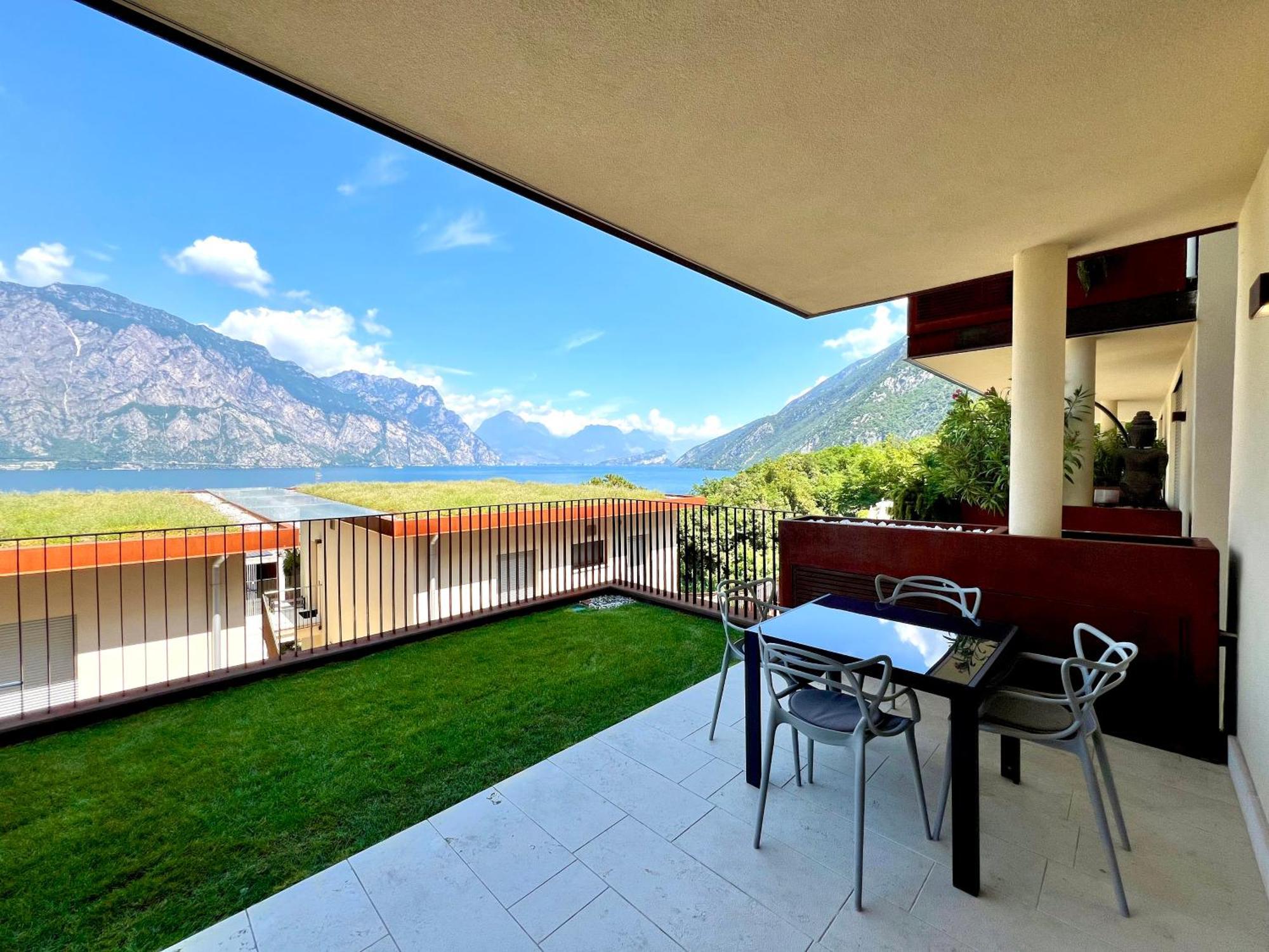 Seeblick Le Dimore Malcesine Luaran gambar