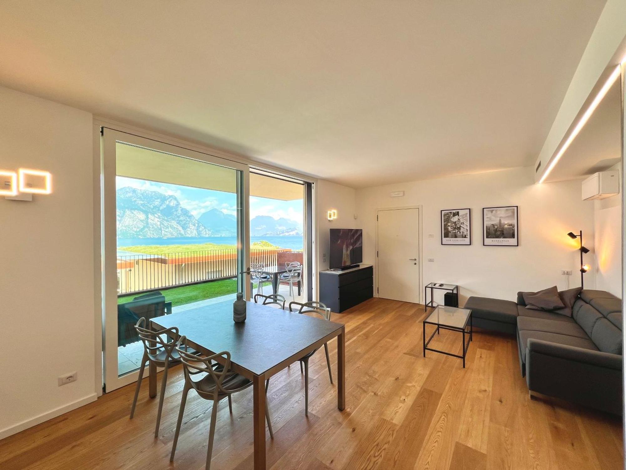 Seeblick Le Dimore Malcesine Luaran gambar